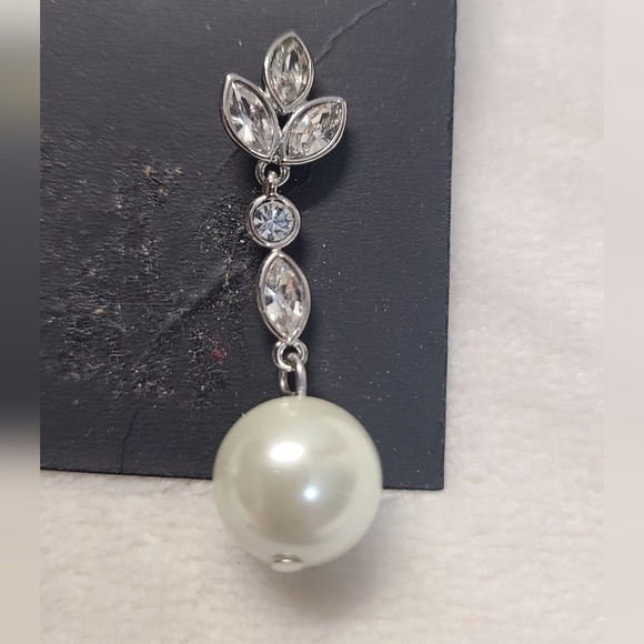 Givenchy Faux Pearl & Crystal Drop Earrings - Picture 3 of 4